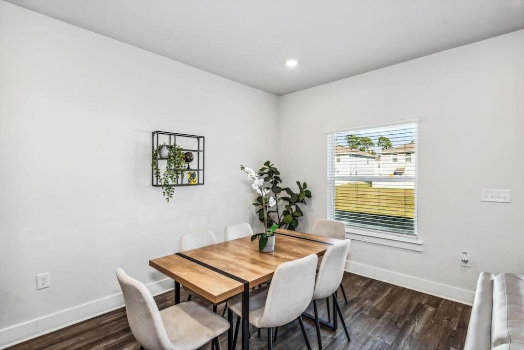 Luxury Townhome Near Downtown And Pensacola Beach Exteriér fotografie
