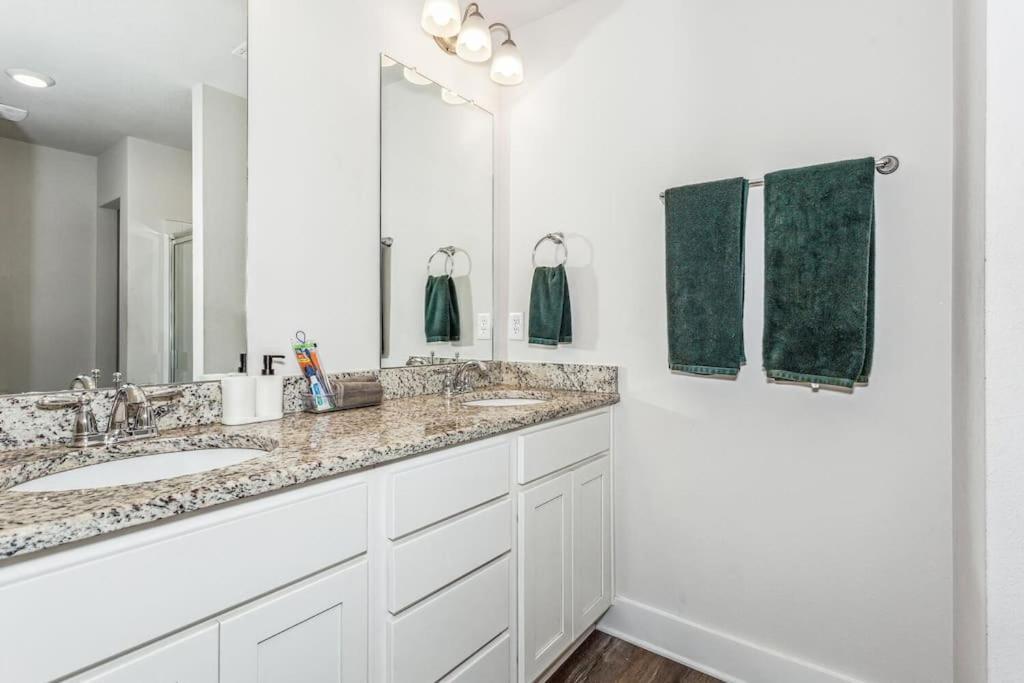 Luxury Townhome Near Downtown And Pensacola Beach Exteriér fotografie